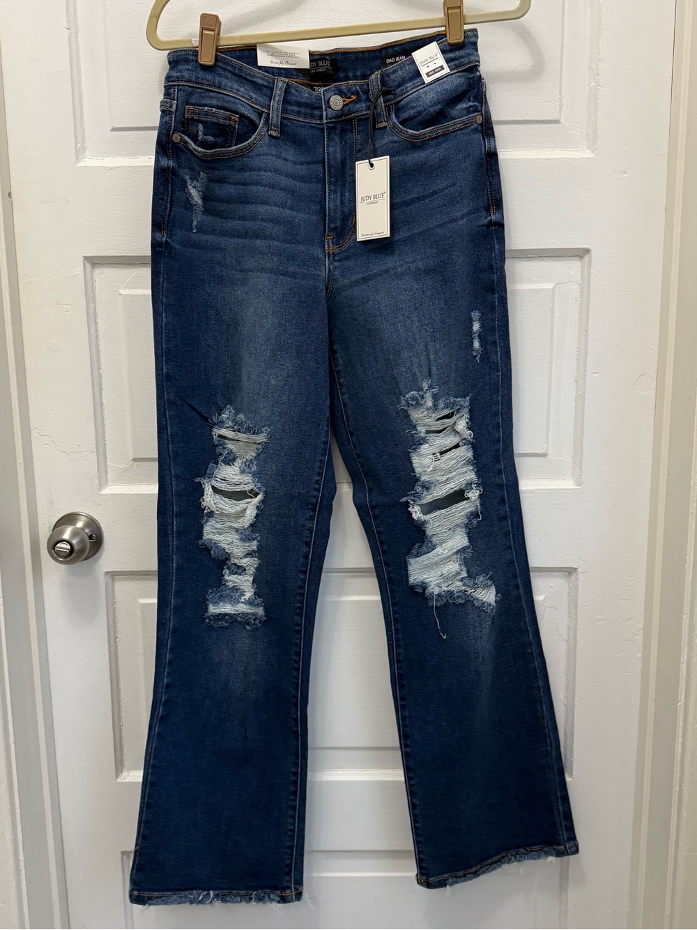 NWT Distressed Mid-Rise Dad Jeans - Judy Blue - Picture 7 of 8